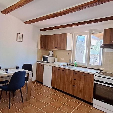 Holiday Houses Marta Ровінь Екстер'єр фото