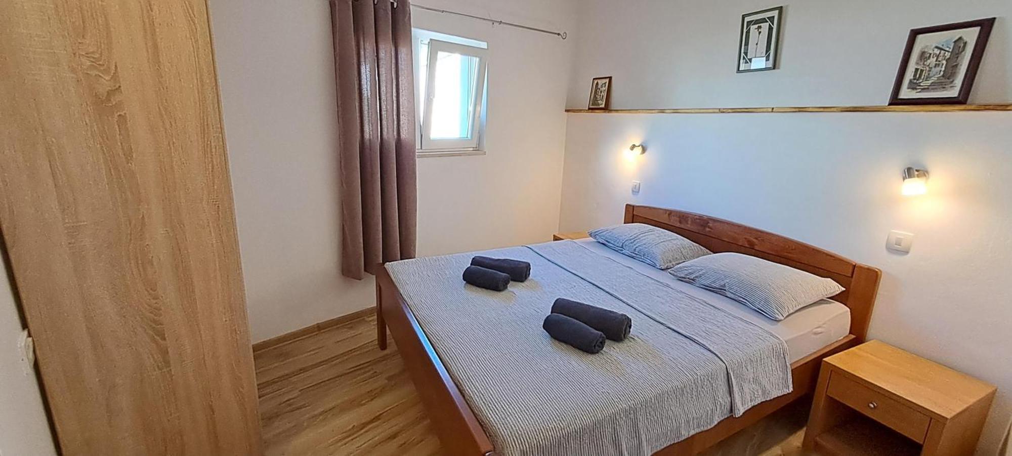 Holiday Houses Marta Ровінь Екстер'єр фото