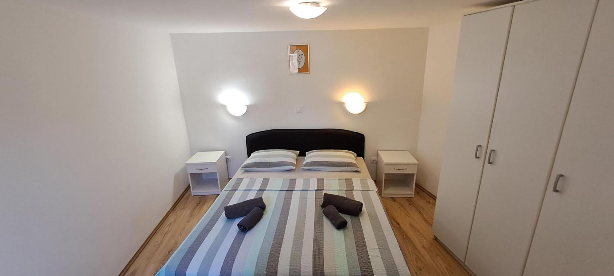 Holiday Houses Marta Ровінь Екстер'єр фото