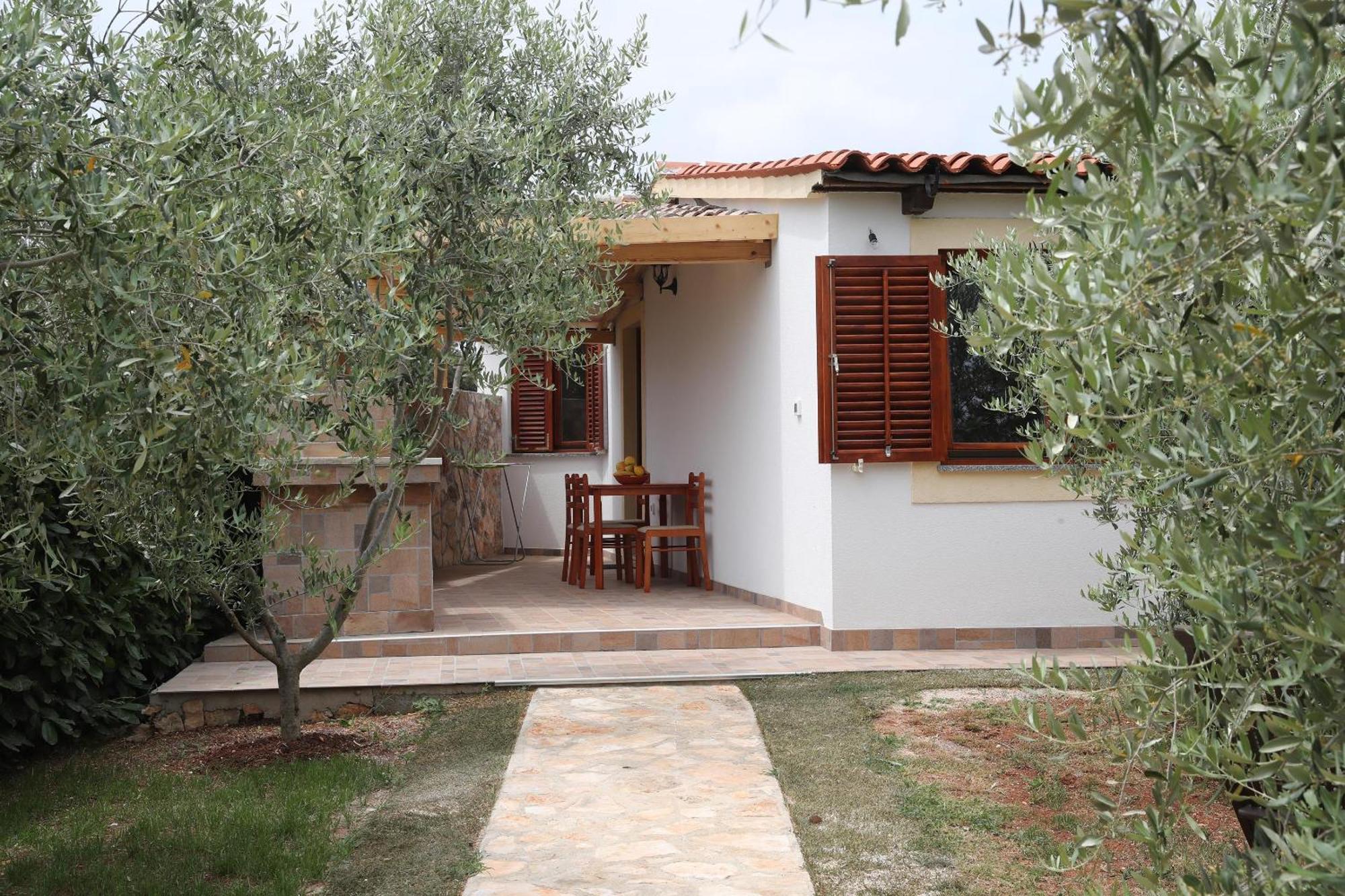 Holiday Houses Marta Ровінь Екстер'єр фото